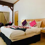 Safari Village